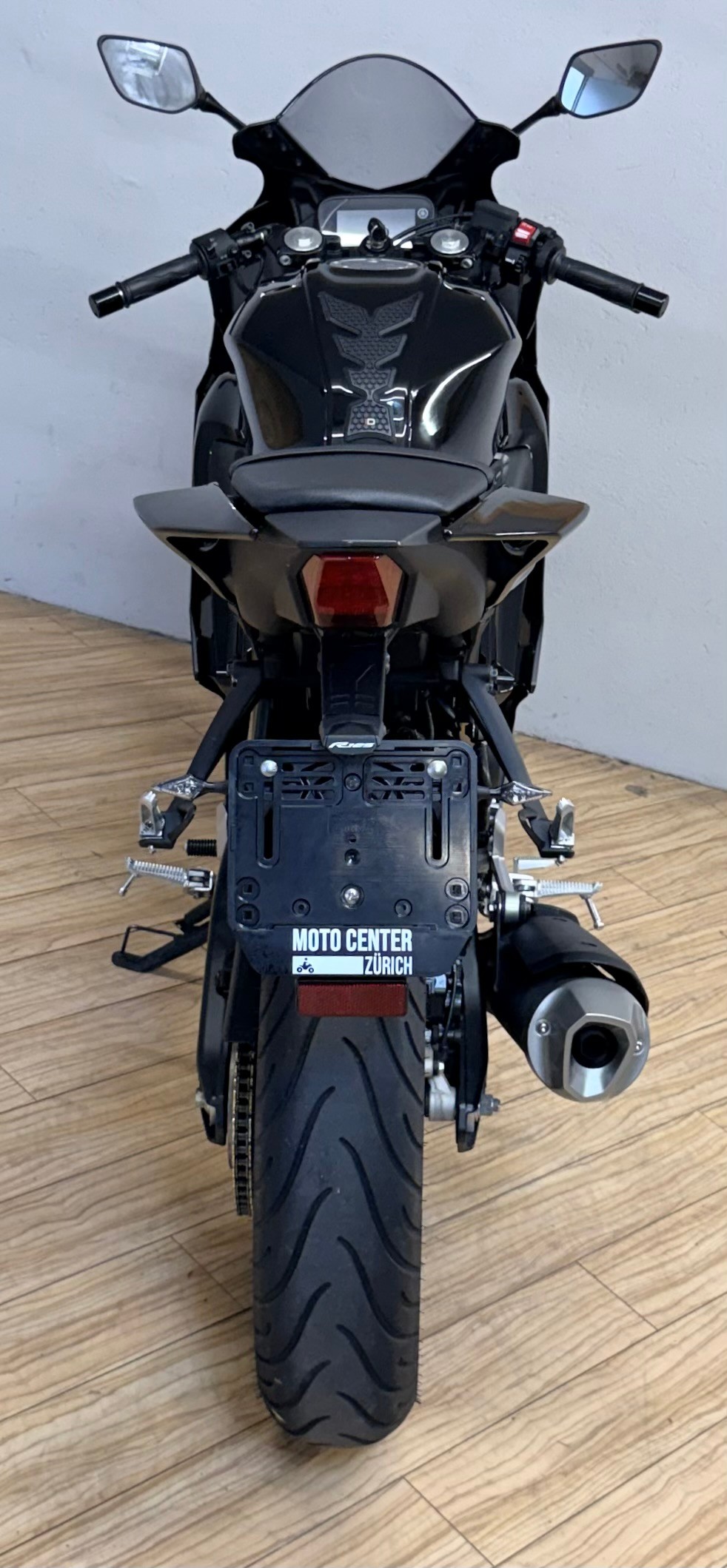 YAMAHA YZF-R 125 ABS-showroom-element-3