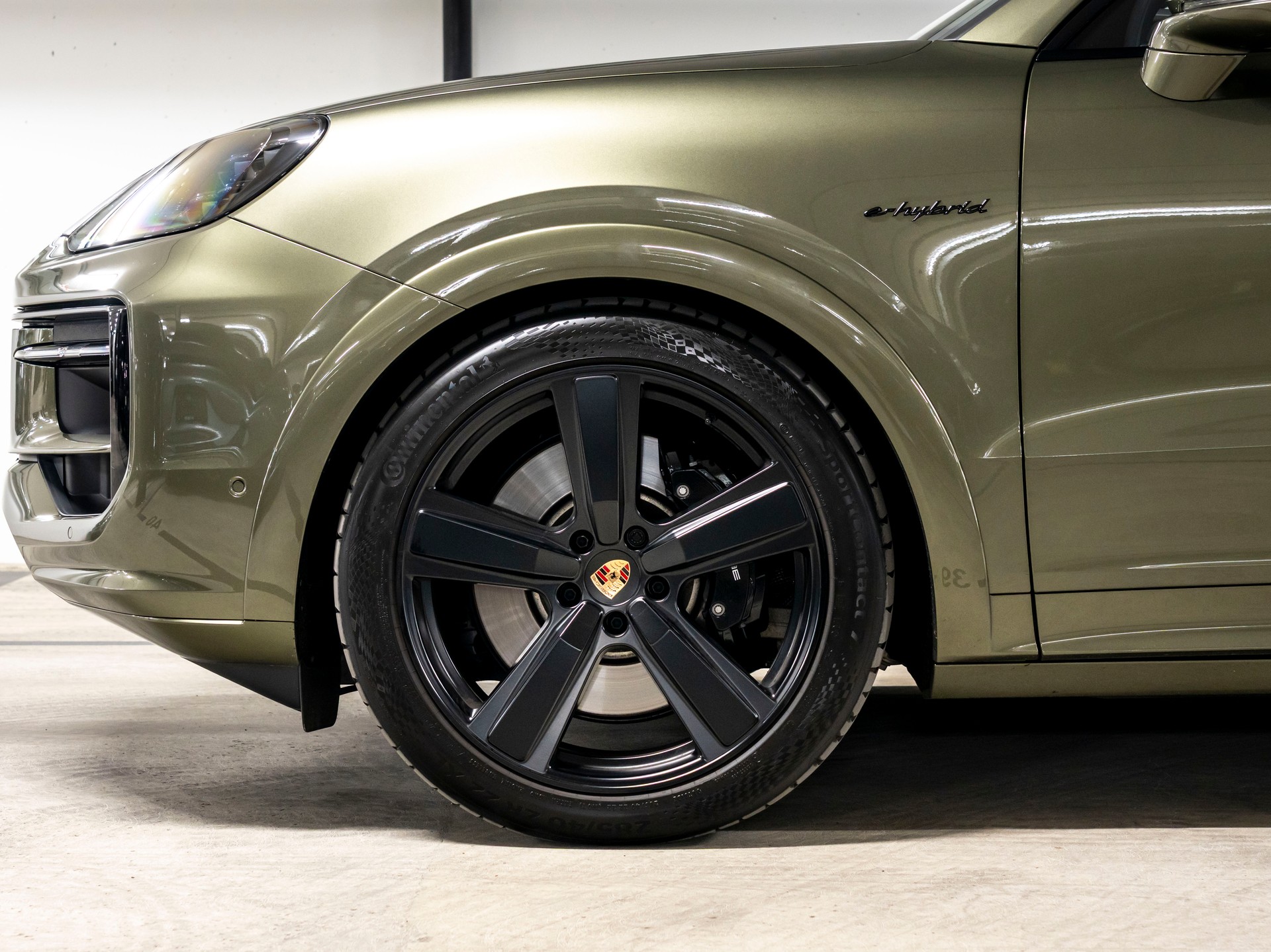 PORSCHE Cayenne S E-Hybrid Tiptronic-image-9