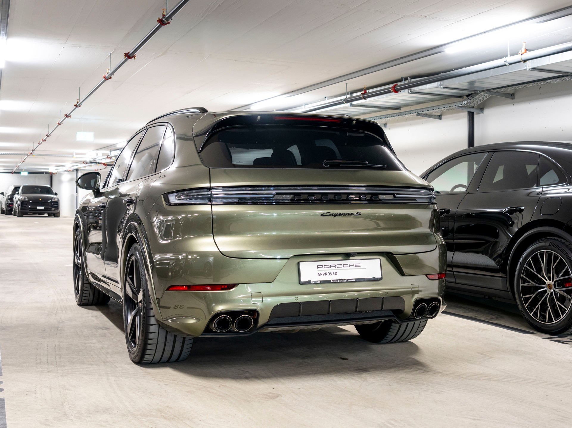 PORSCHE Cayenne S E-Hybrid Tiptronic-image-2
