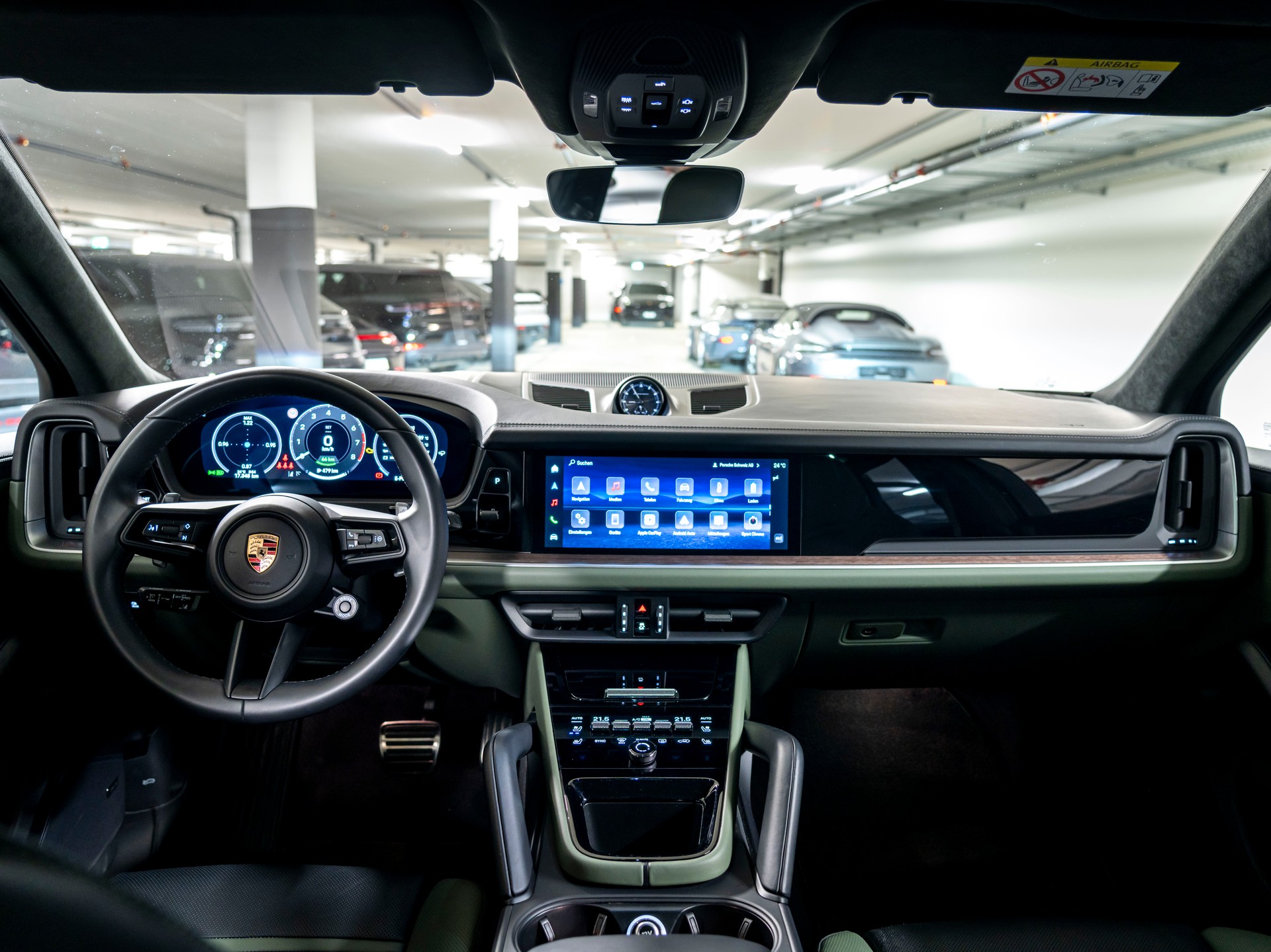 PORSCHE Cayenne S E-Hybrid Tiptronic-image-19