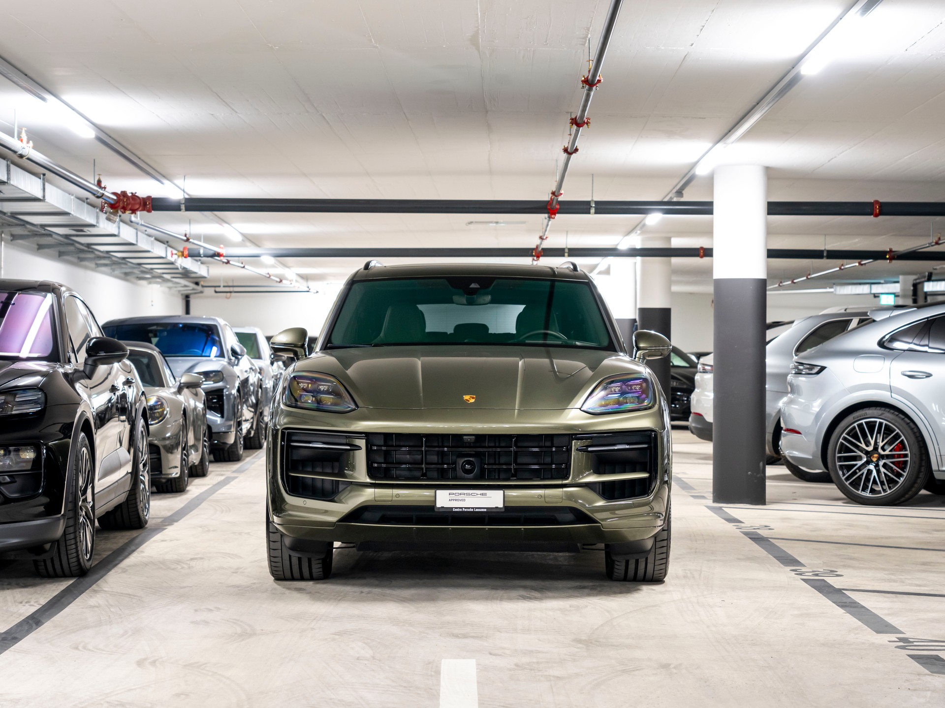 PORSCHE Cayenne S E-Hybrid Tiptronic-image-3