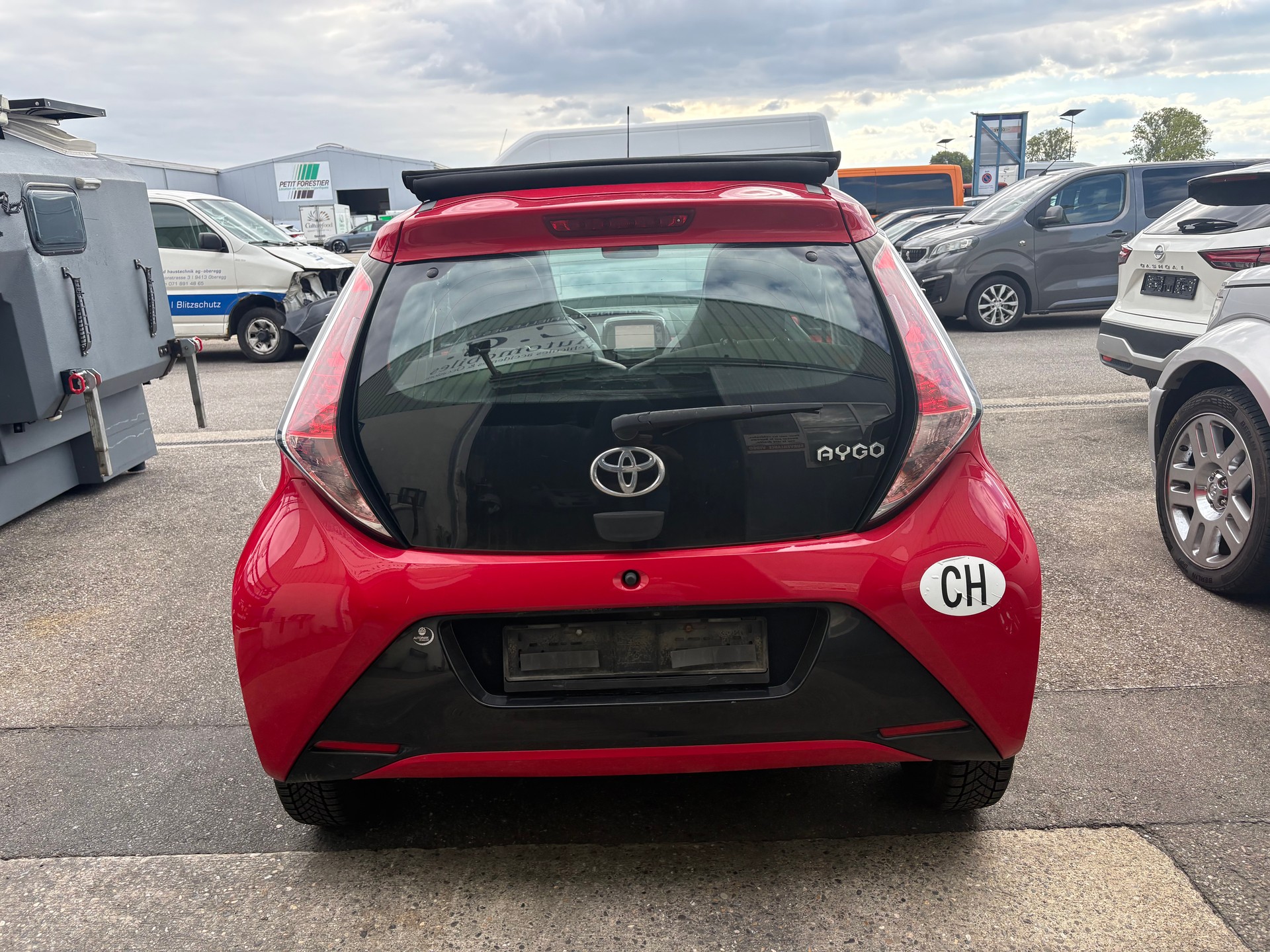 TOYOTA Aygo 1.0 VVT-i x-clusiv-image-6