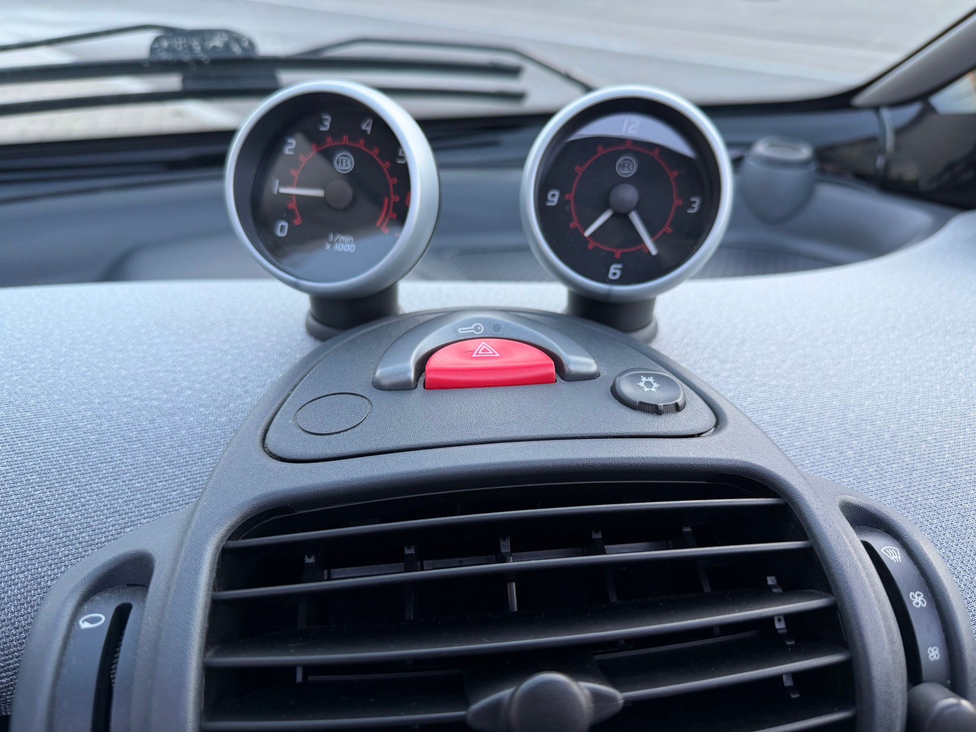 SMART fortwo brabus Frisch MFK-image-10