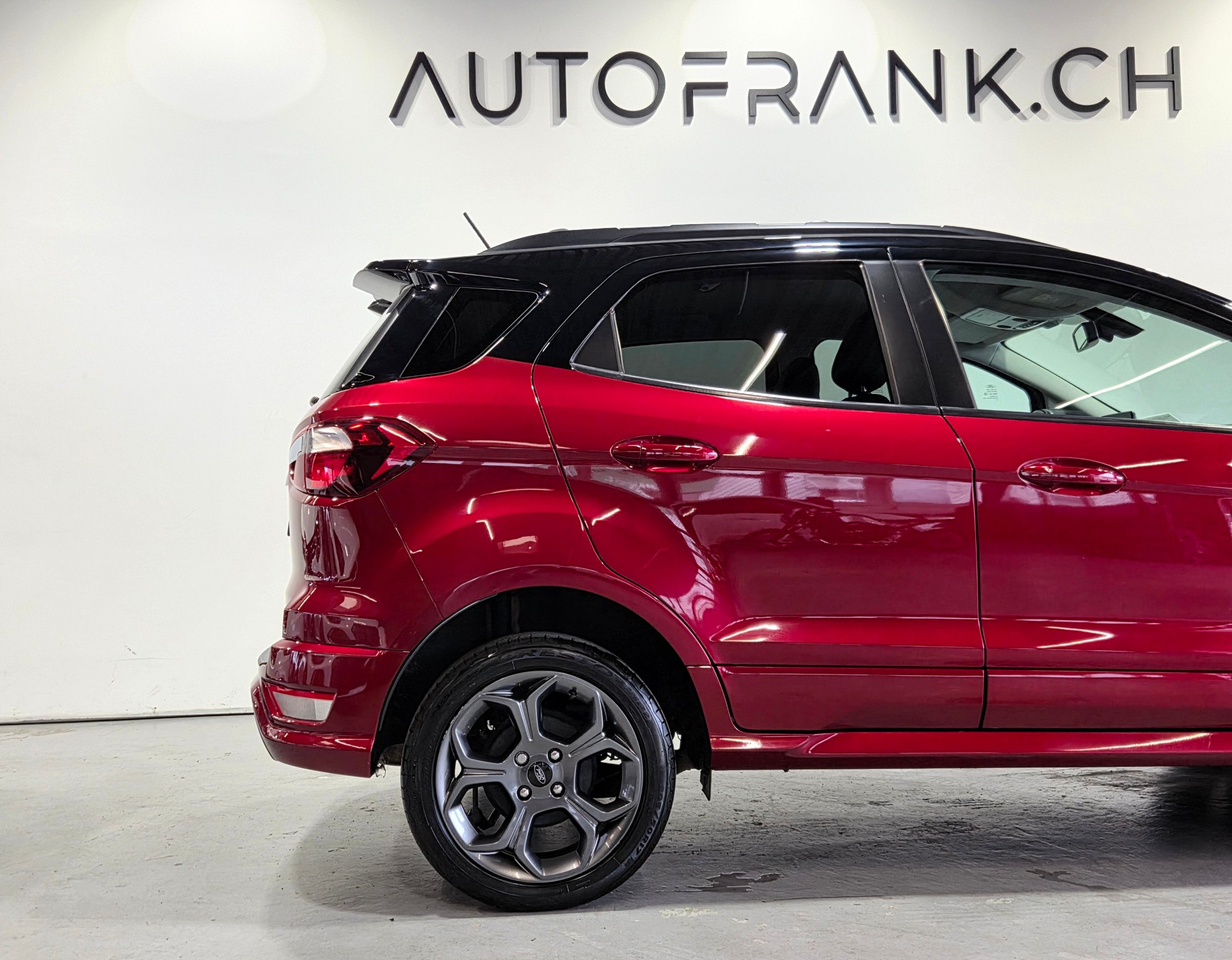 FORD EcoSport 1.5 TDCi ST-Line 4x4-image-5