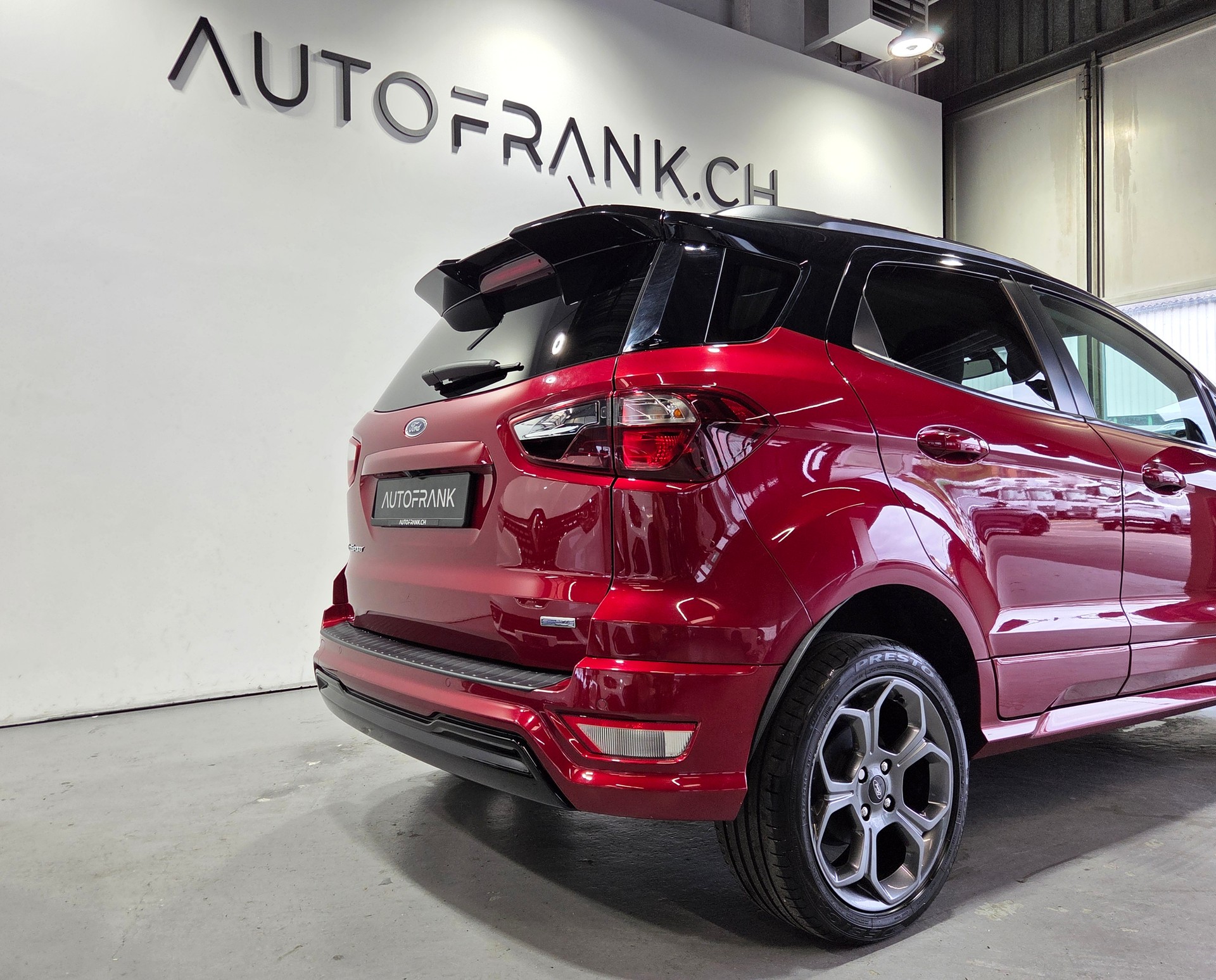 FORD EcoSport 1.5 TDCi ST-Line 4x4-image-6