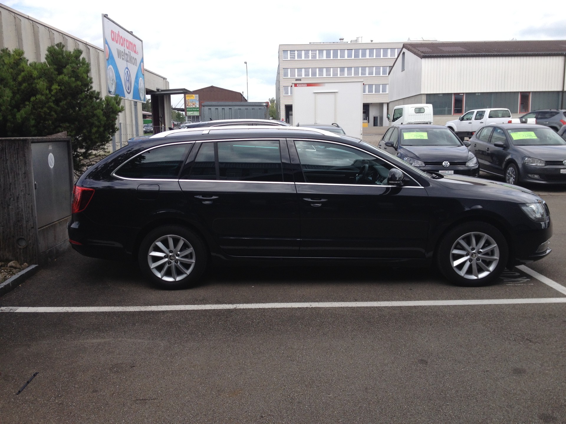 SKODA 2.0 TDI 140 Ambition S/S-image-1