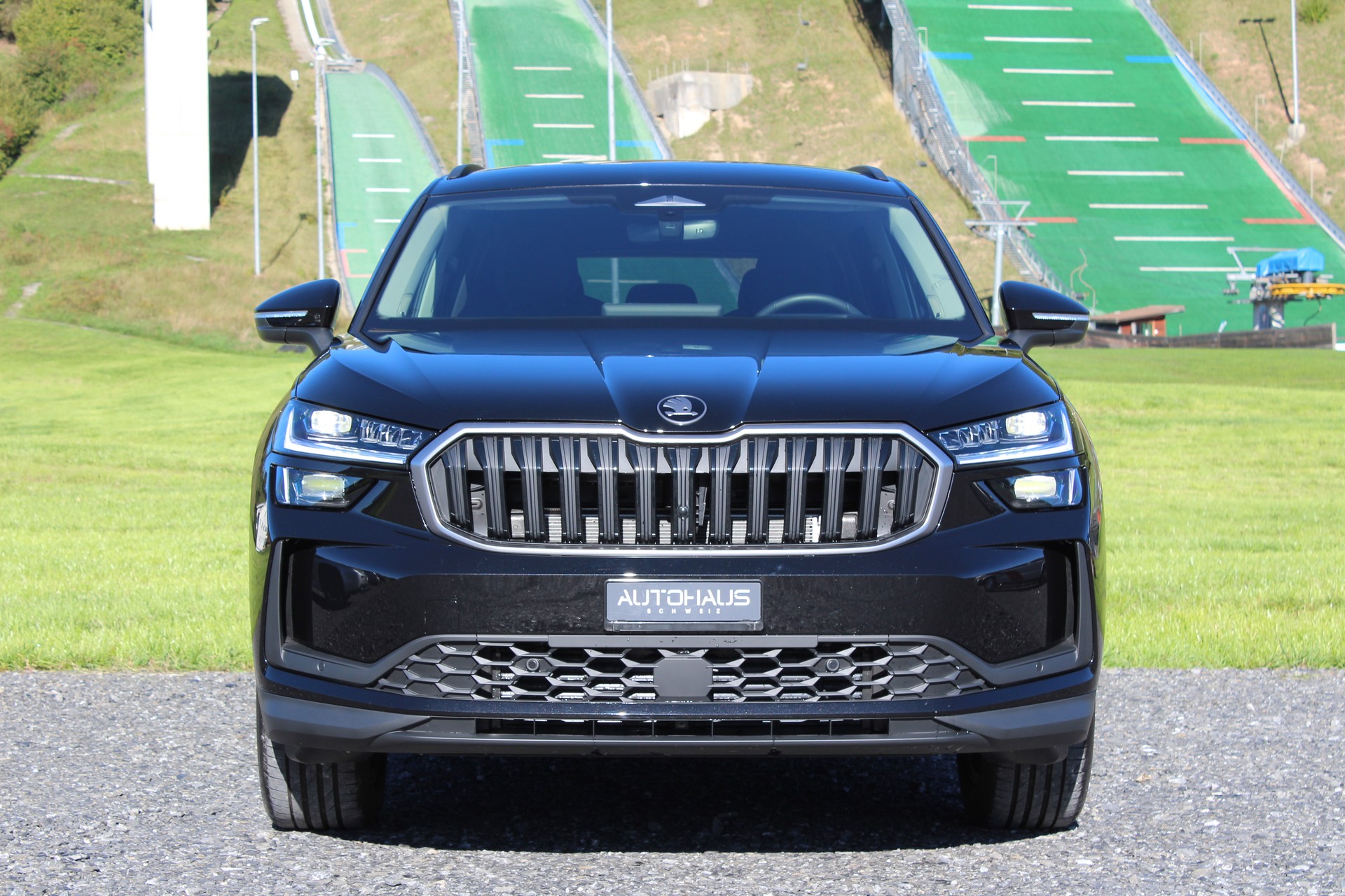SKODA Kodiaq 2.0 TSI Dynamic 4x4 **7-Plätzer**-image-1