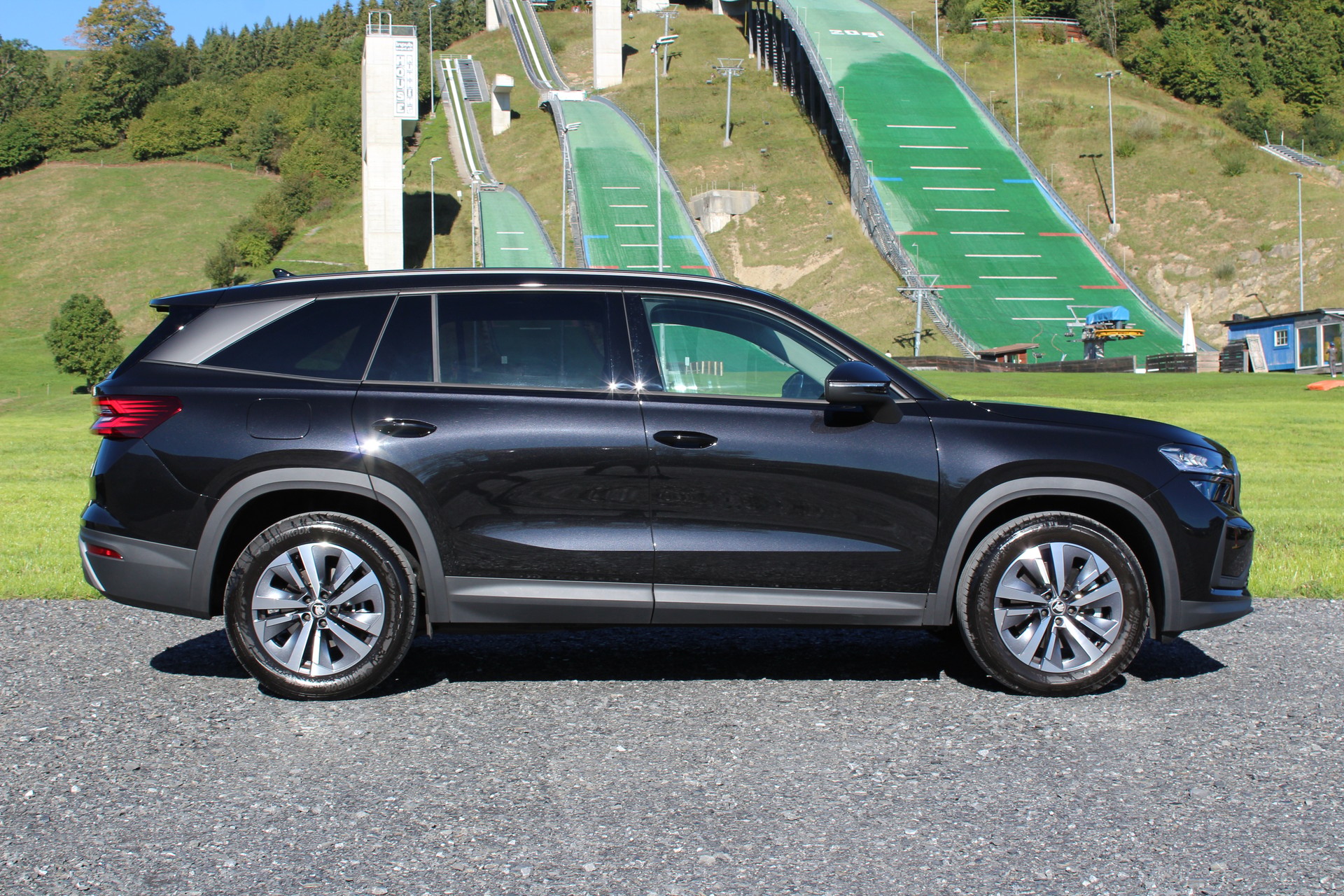 SKODA Kodiaq 2.0 TSI Dynamic 4x4 **7-Plätzer**-image-3