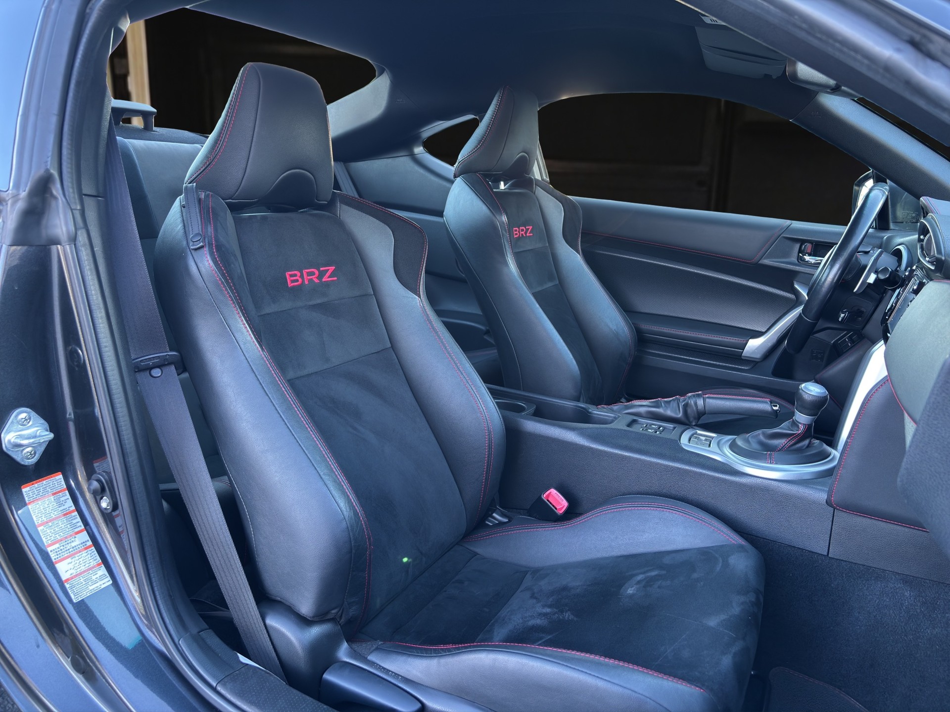 SUBARU BRZ 2.0R-image-9