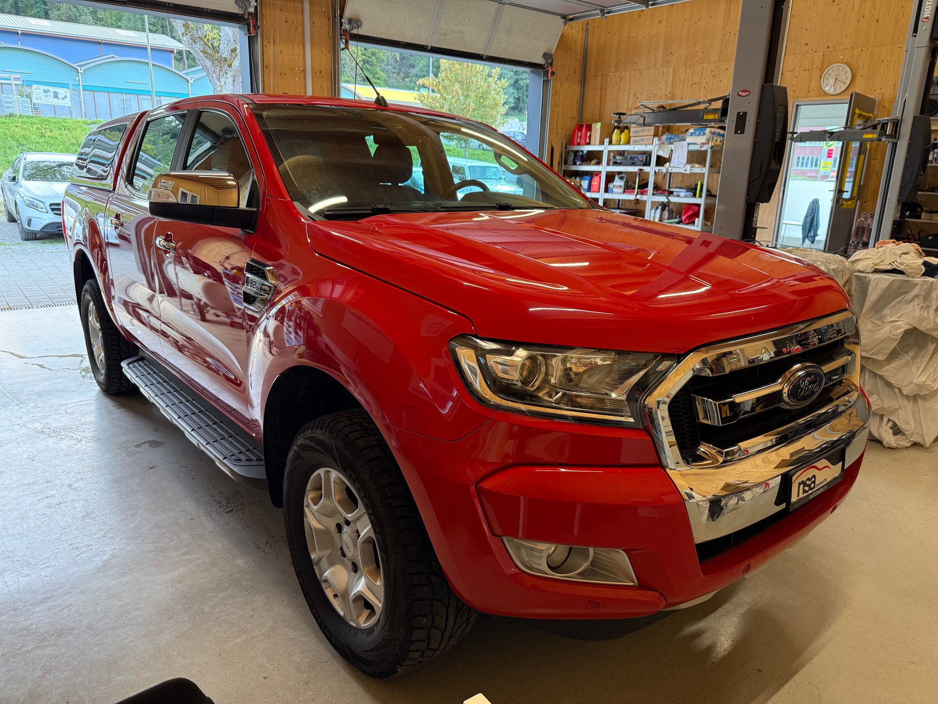 FORD Ranger LTD 3.2 TDCi 4x4-image-2