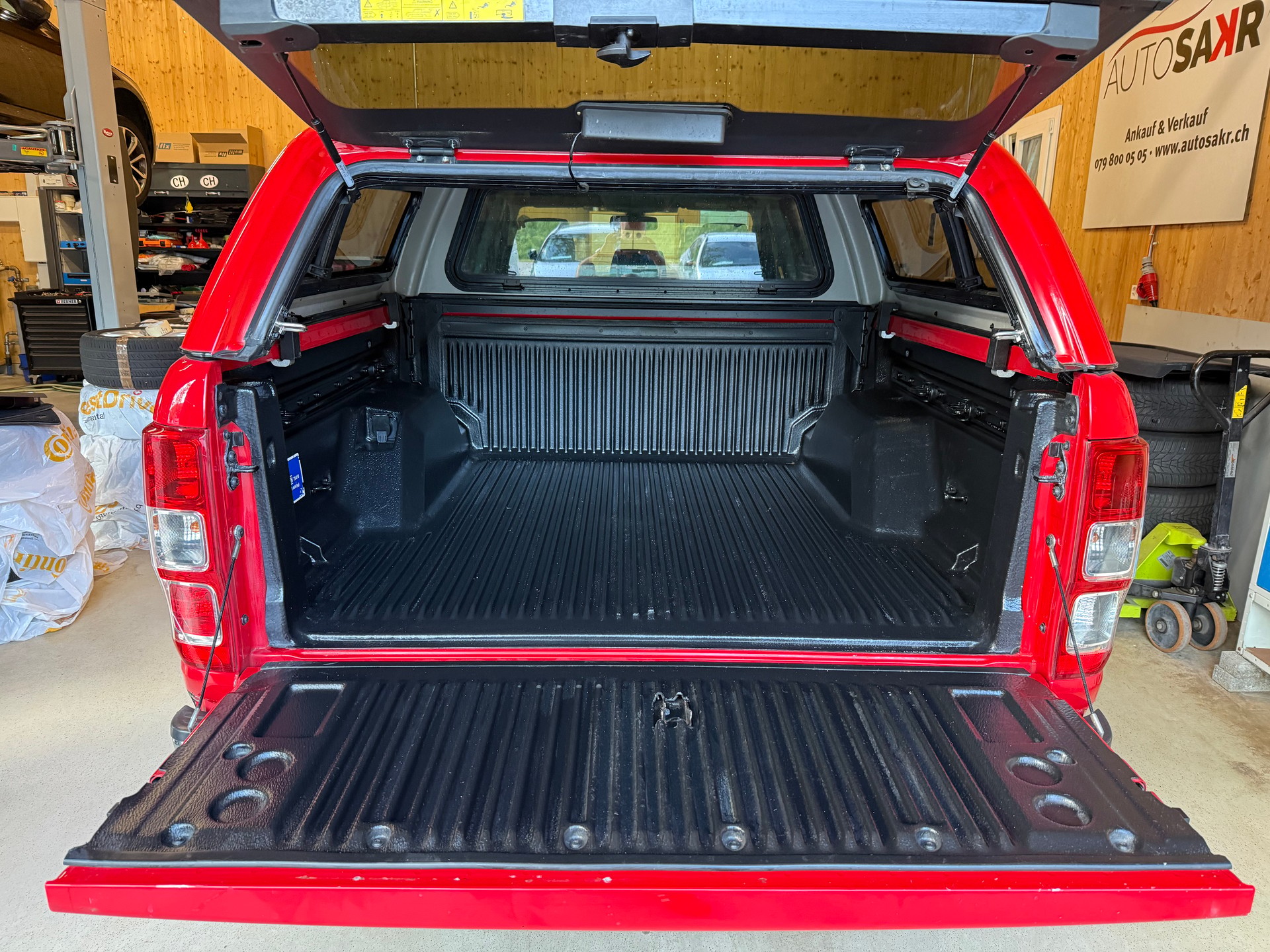FORD Ranger LTD 3.2 TDCi 4x4-image-8