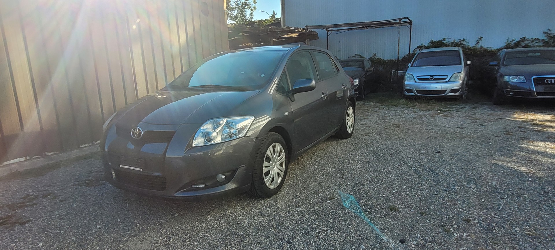 TOYOTA Auris 1.6 Linea Luna MultiMode-image-1