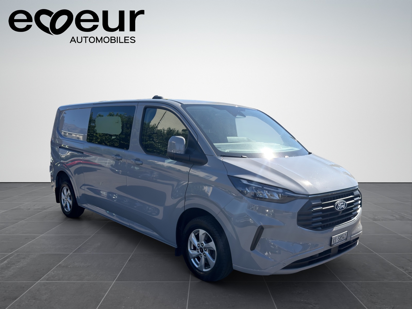 FORD Transit Custom Van 320 L2H1 Limited Automat 4x4-image-6