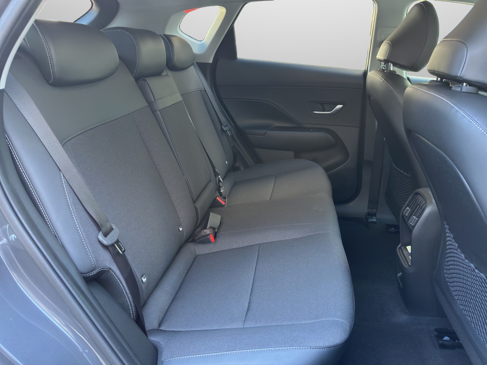HYUNDAI Kona 65,4 kWh Electric Amplia inkl. Wärmepumpe MY26-image-11