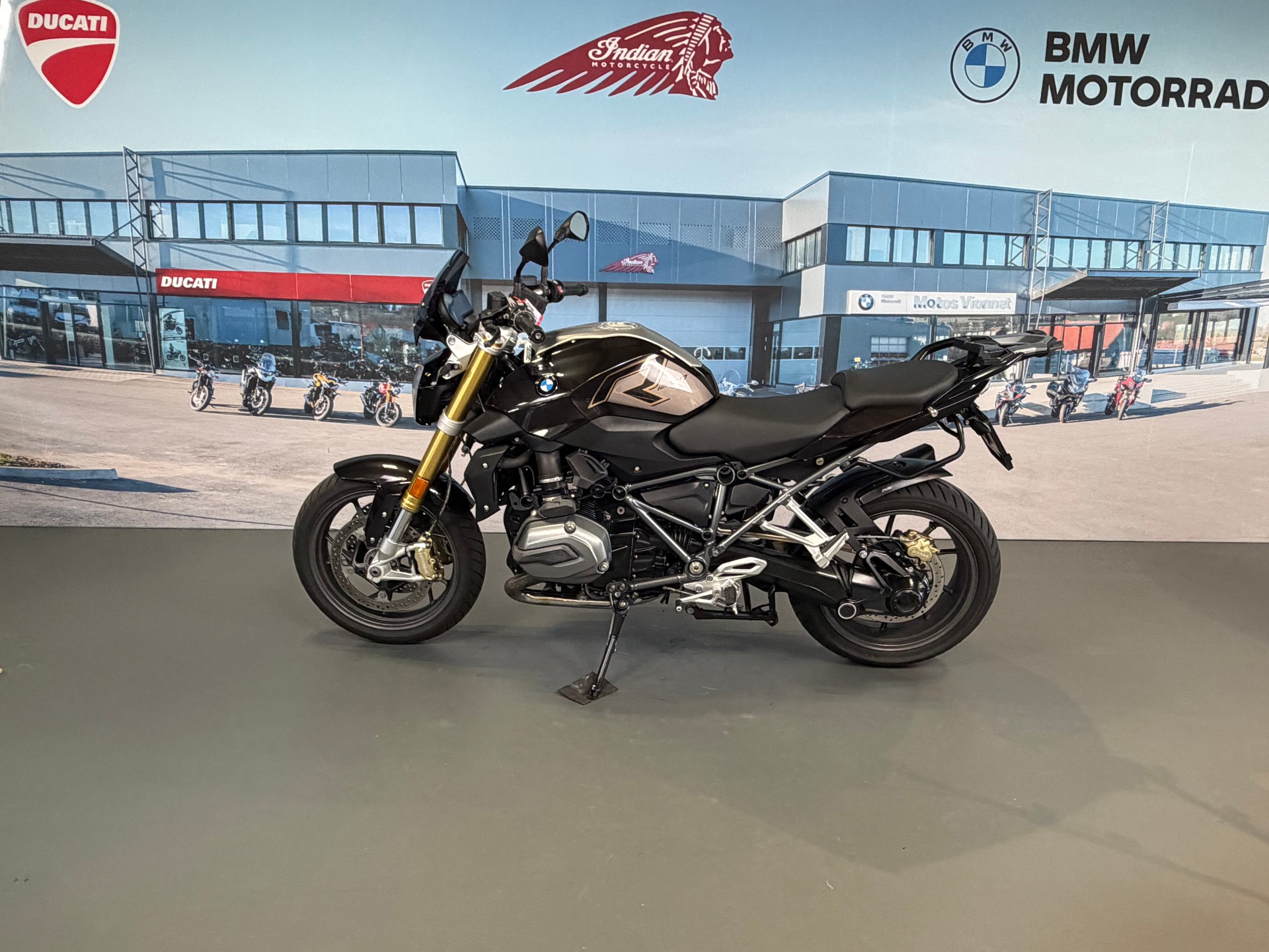 BMW R 1200 R ABS-showroom-element-3
