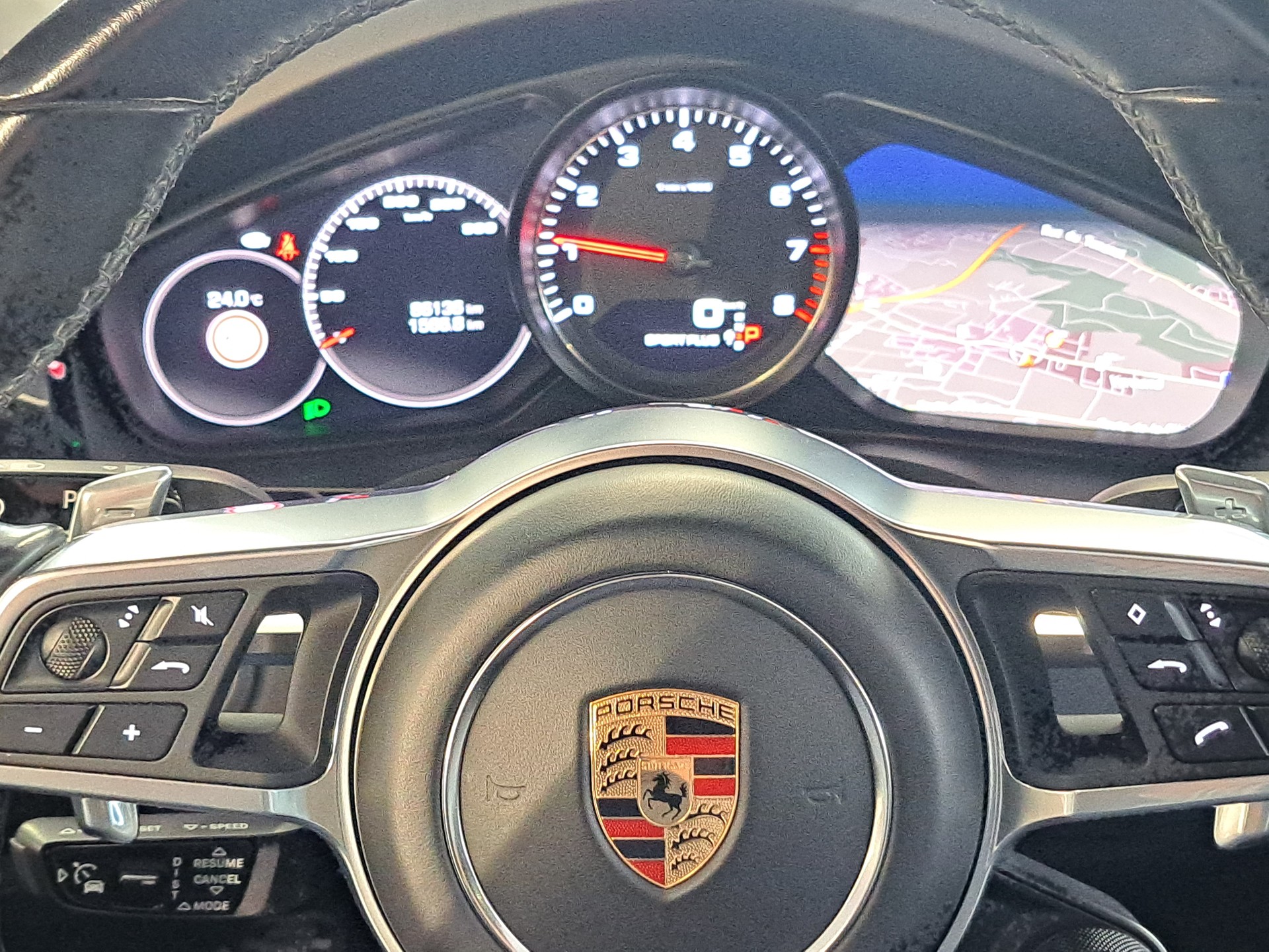 PORSCHE Cayenne S-image-12