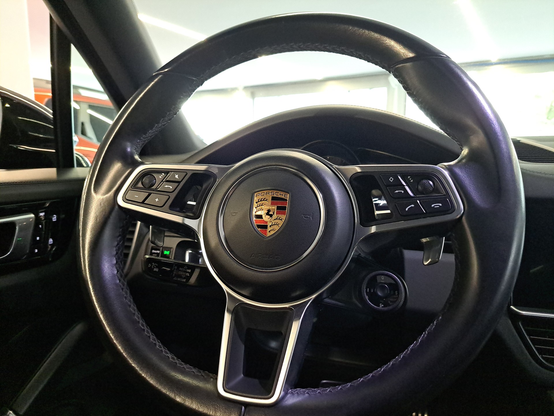 PORSCHE Cayenne S-image-7