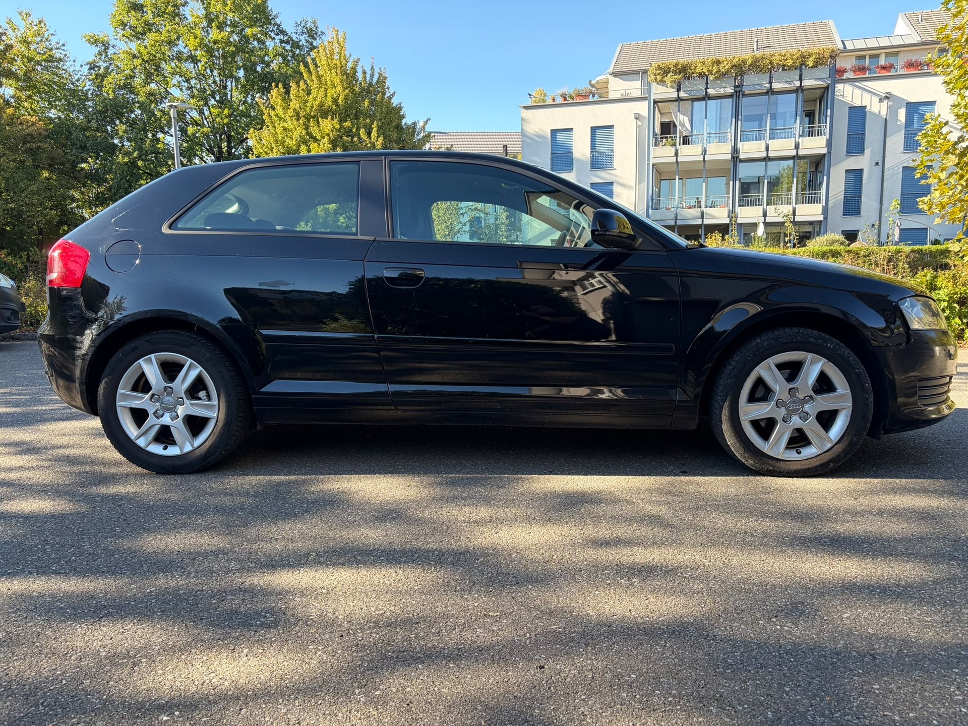 AUDI A3 1.6 Ambiente-image-10