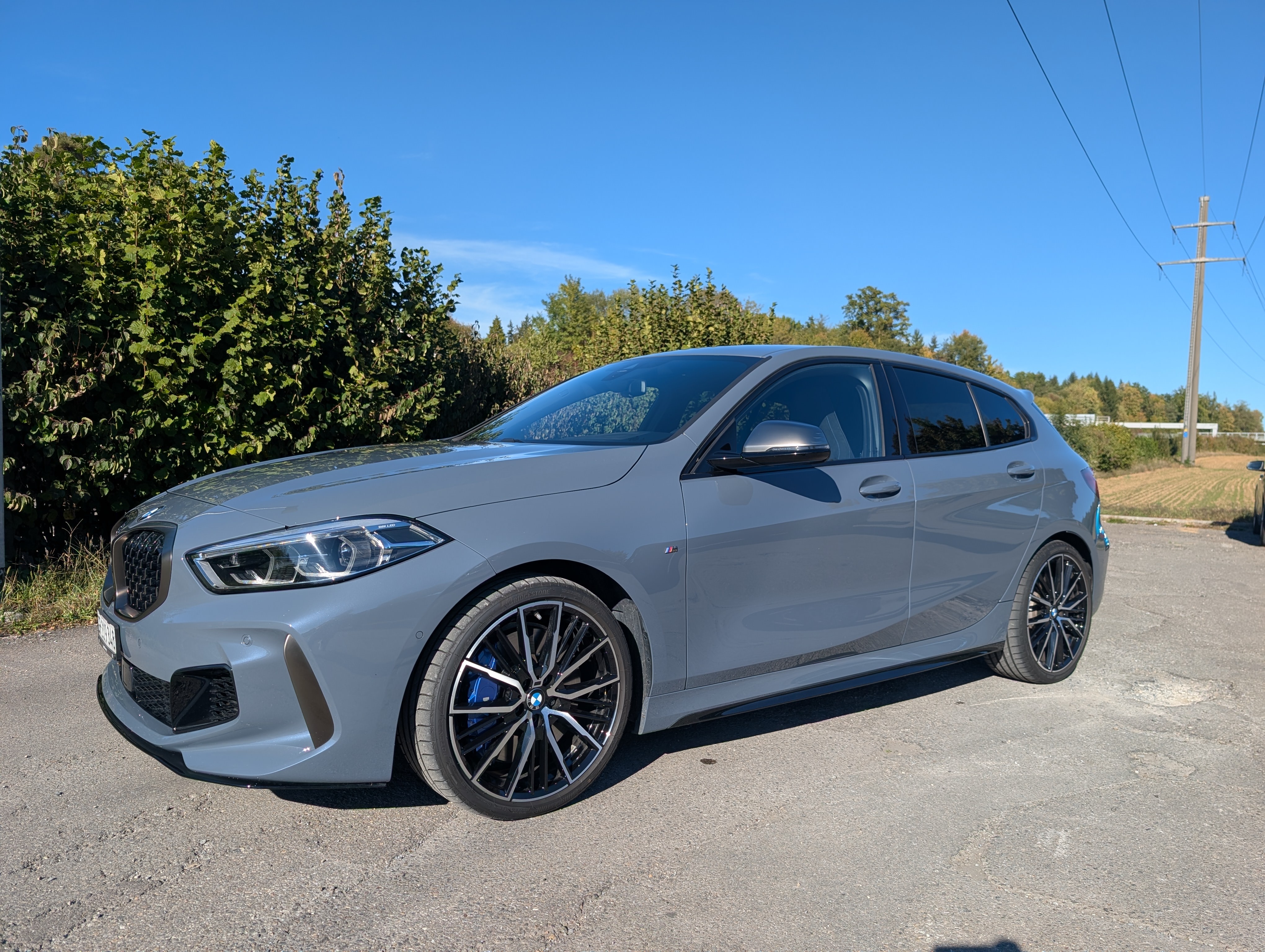 Car photo