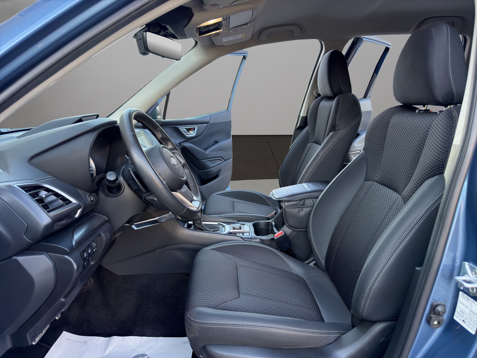 SUBARU Forester 2.0i e-Boxer Swiss Plus Lineartronic-image-8