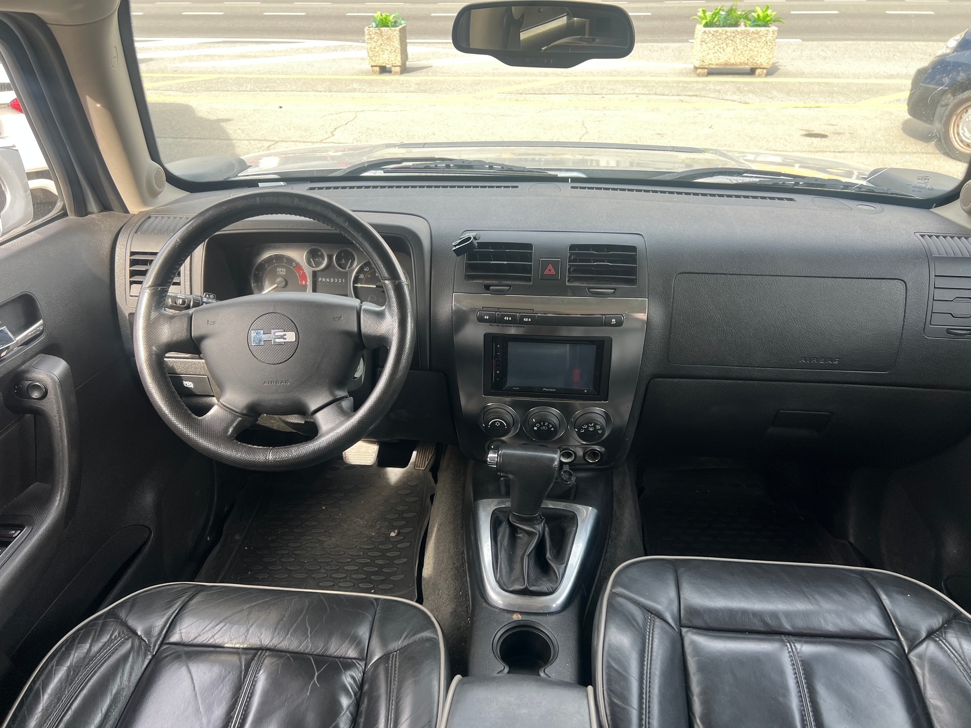 HUMMER 3.7 AWD ALLRAD-image-14