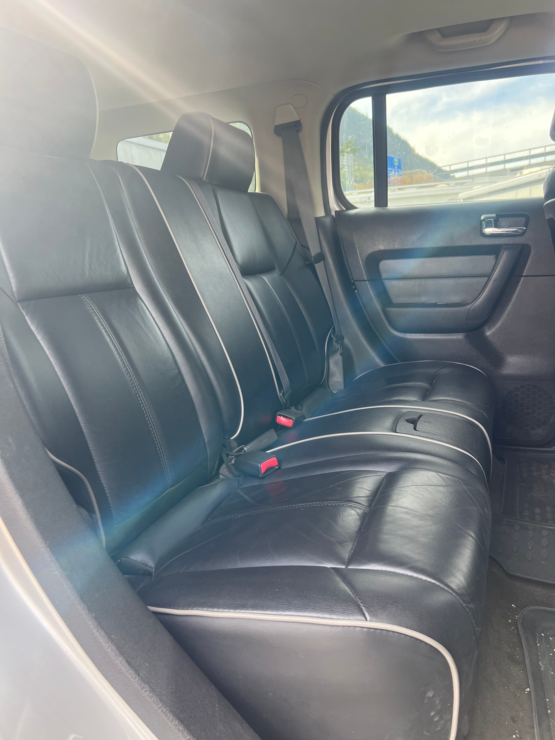 HUMMER 3.7 AWD ALLRAD-image-12