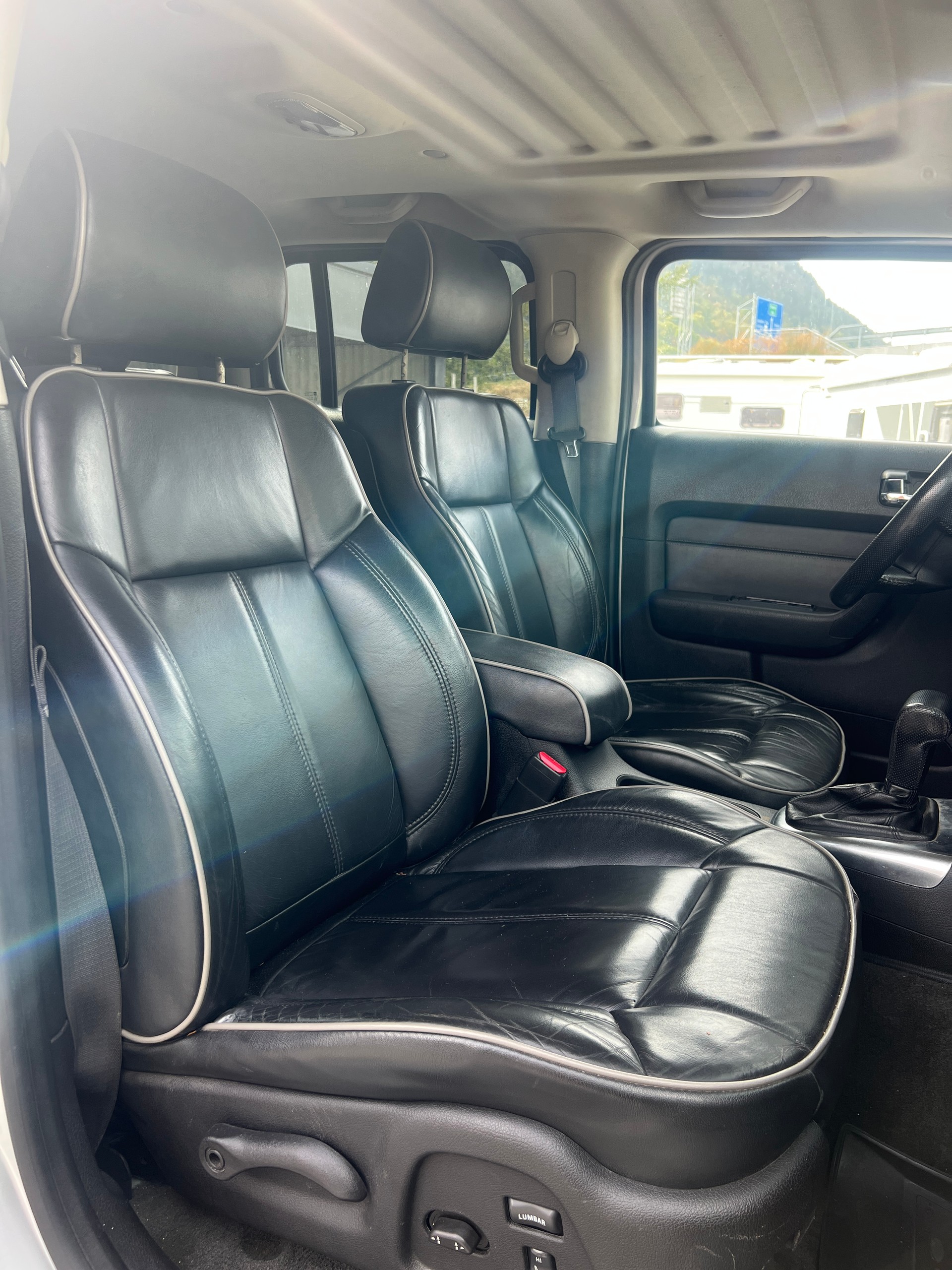 HUMMER 3.7 AWD ALLRAD-image-15