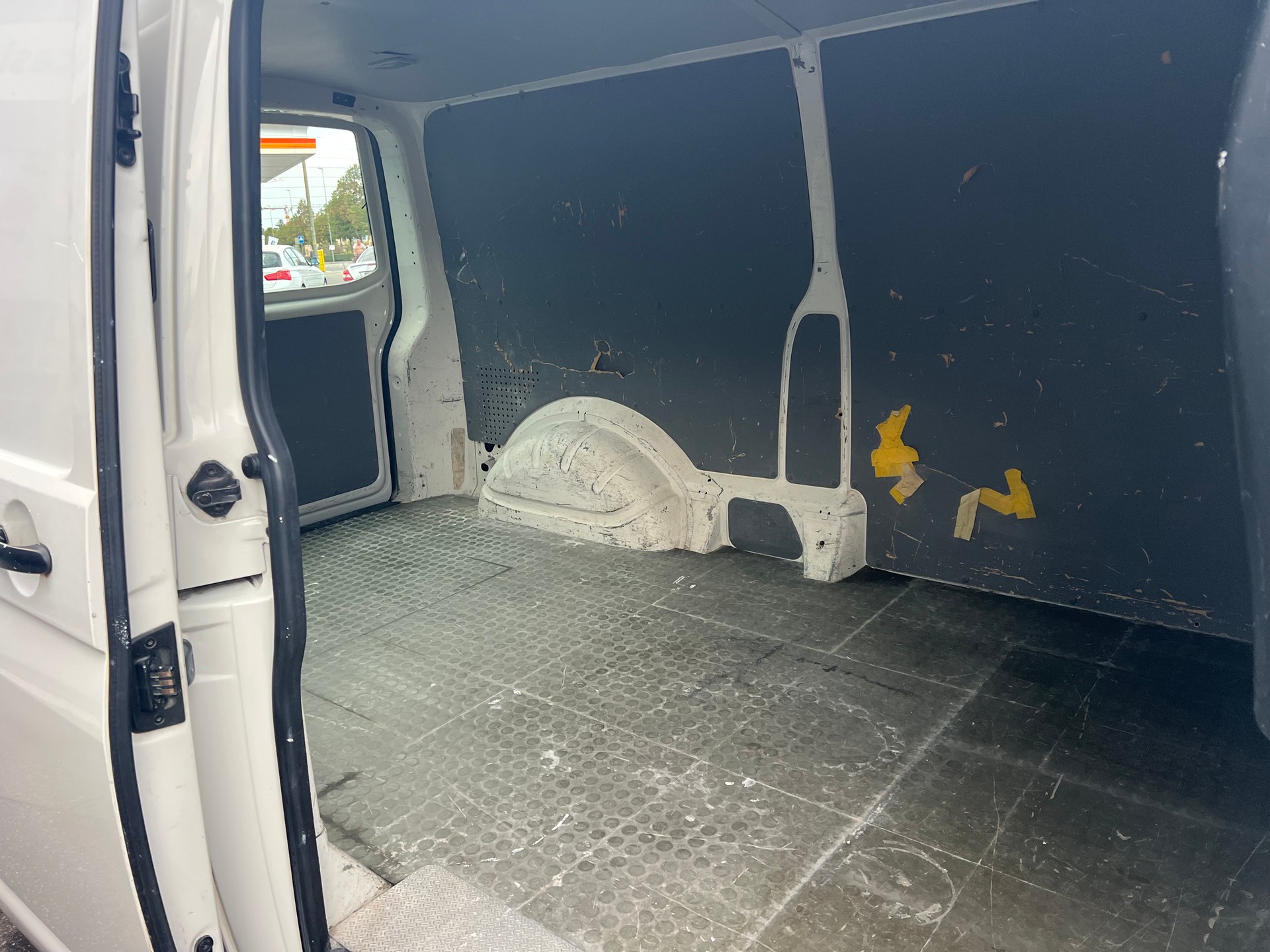 VW T5 2.5 TDI PD Langversion Automat-image-8