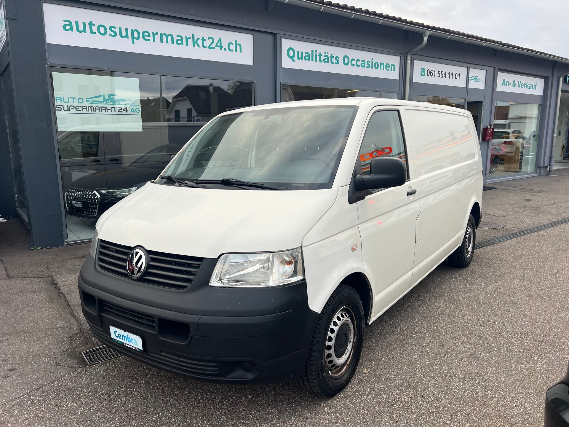 VW T5 2.5 TDI PD Langversion Automat-image-0