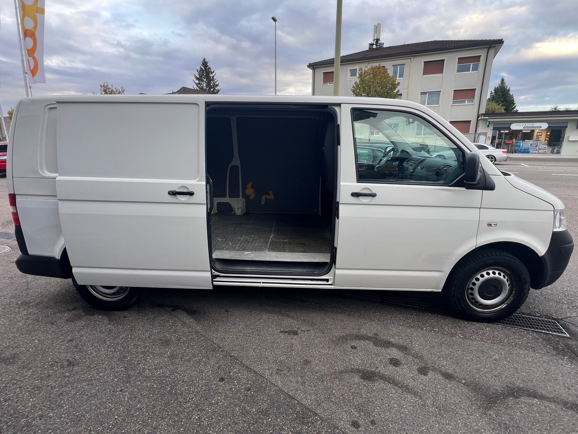 VW T5 2.5 TDI PD Langversion Automat-image-7