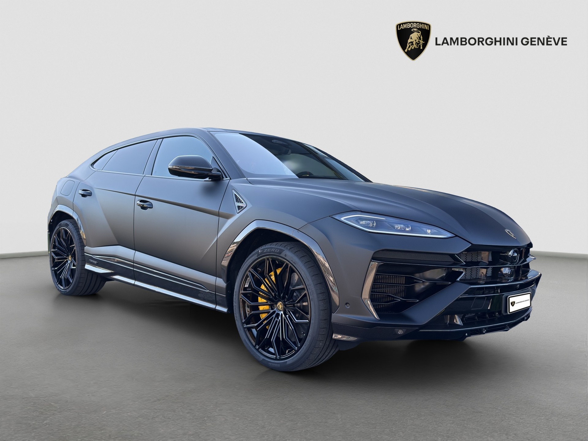 LAMBORGHINI Urus SE-image-0