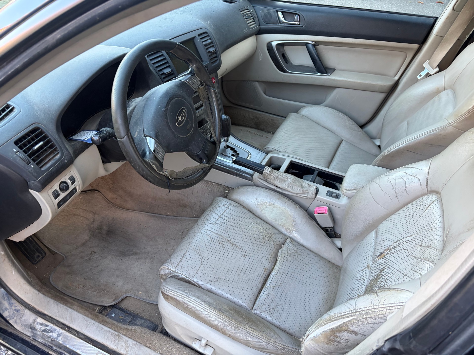 SUBARU Legacy 3.0R AWD Executive Automatic-image-11