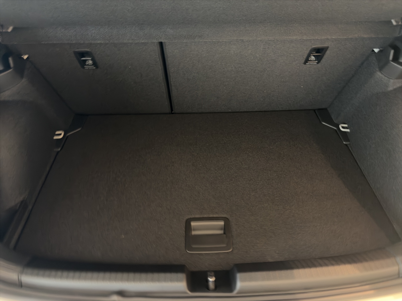 VW Polo 1.0 TSI Life DSG-image-12