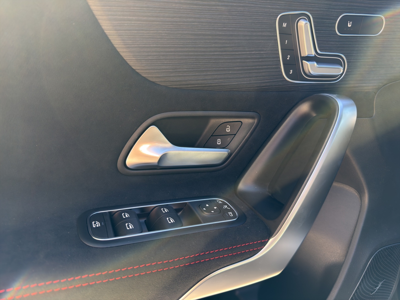 MERCEDES-BENZ A 250 4Matic 8G-DCT-image-7
