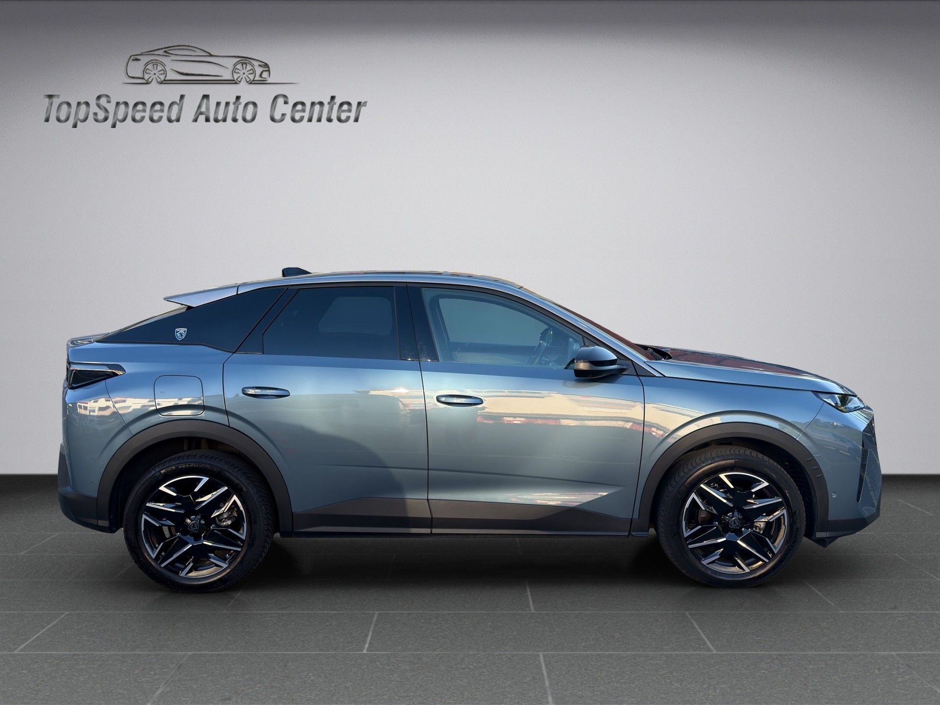 PEUGEOT 3008 145 e-DSC6 Hybrid Allure-image-6
