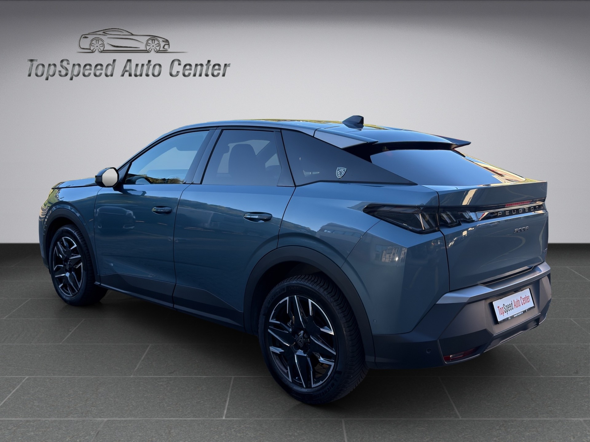 PEUGEOT 3008 145 e-DSC6 Hybrid Allure-image-3