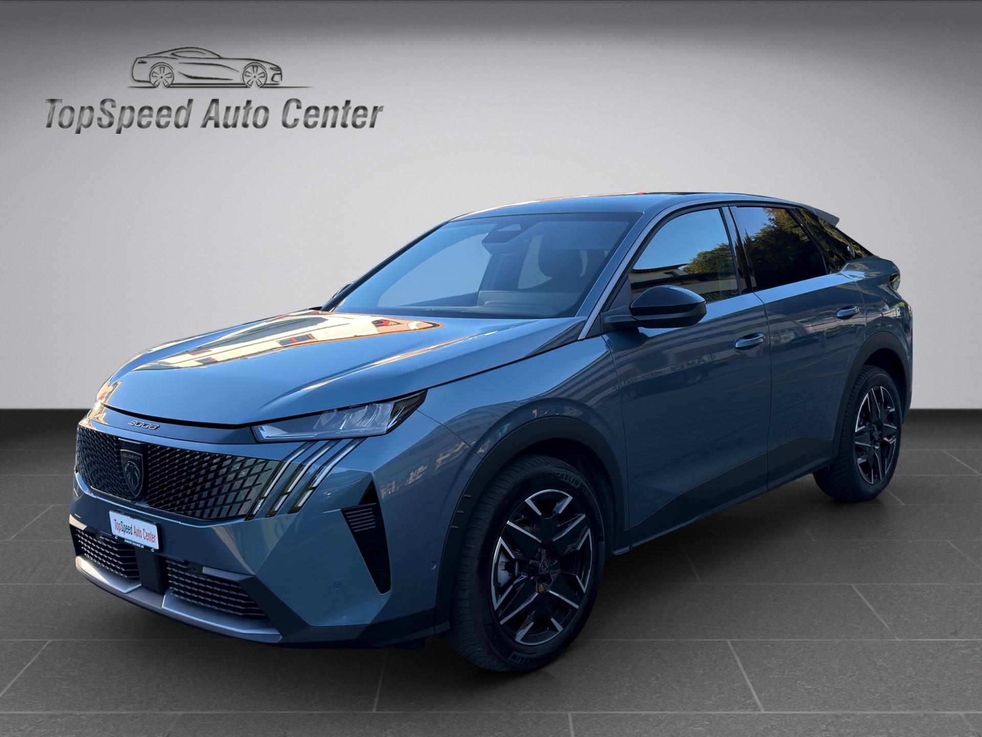 PEUGEOT 3008 145 e-DSC6 Hybrid Allure-image-0