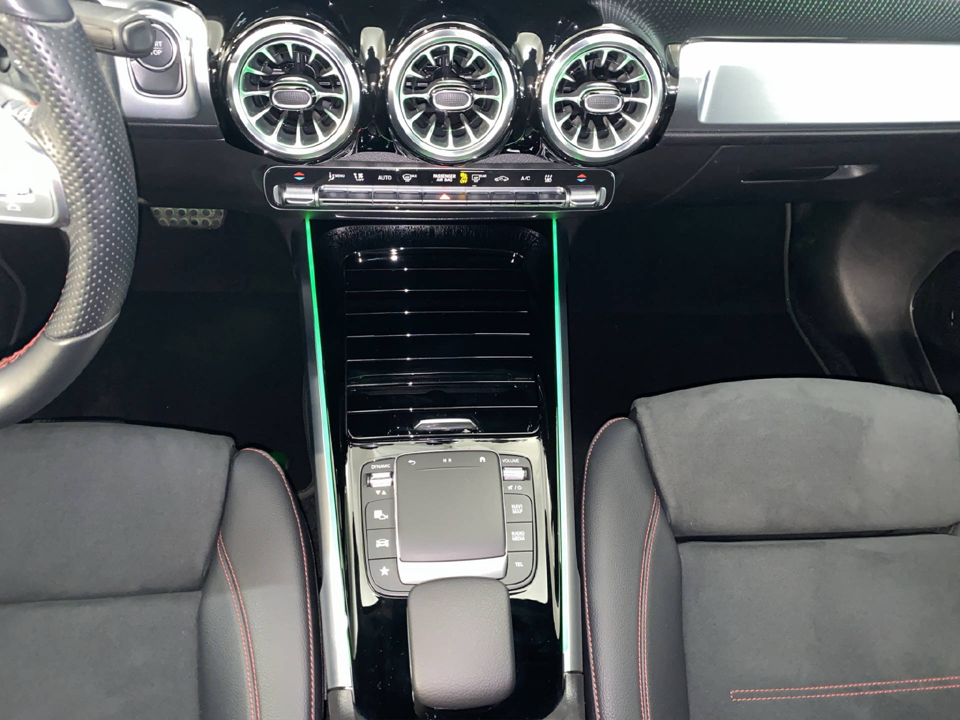 MERCEDES-BENZ EQB 350 AMG Line 4MATIC-image-9