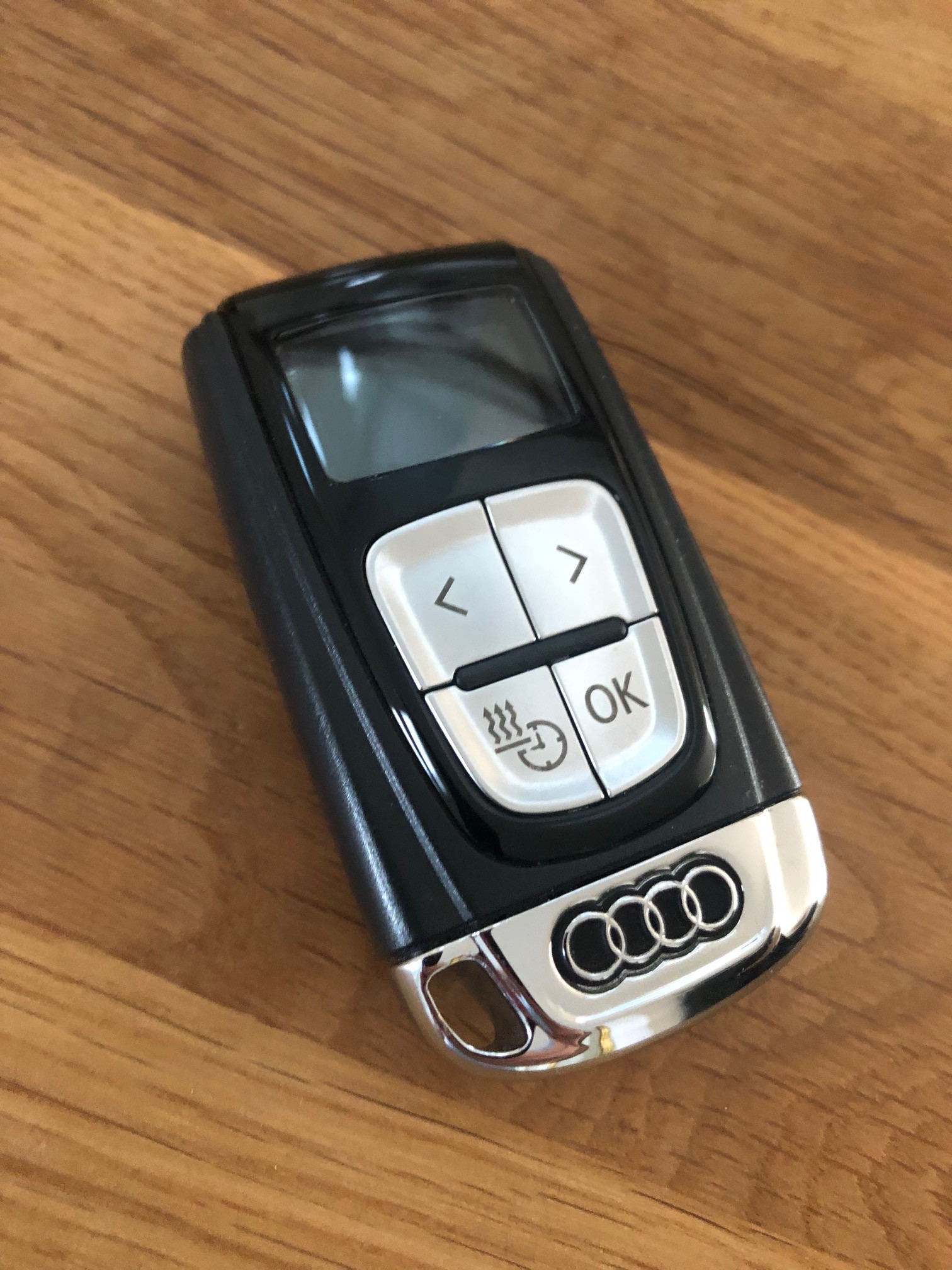 AUDI 3.0 V6 TDI 320 quattro-image-9