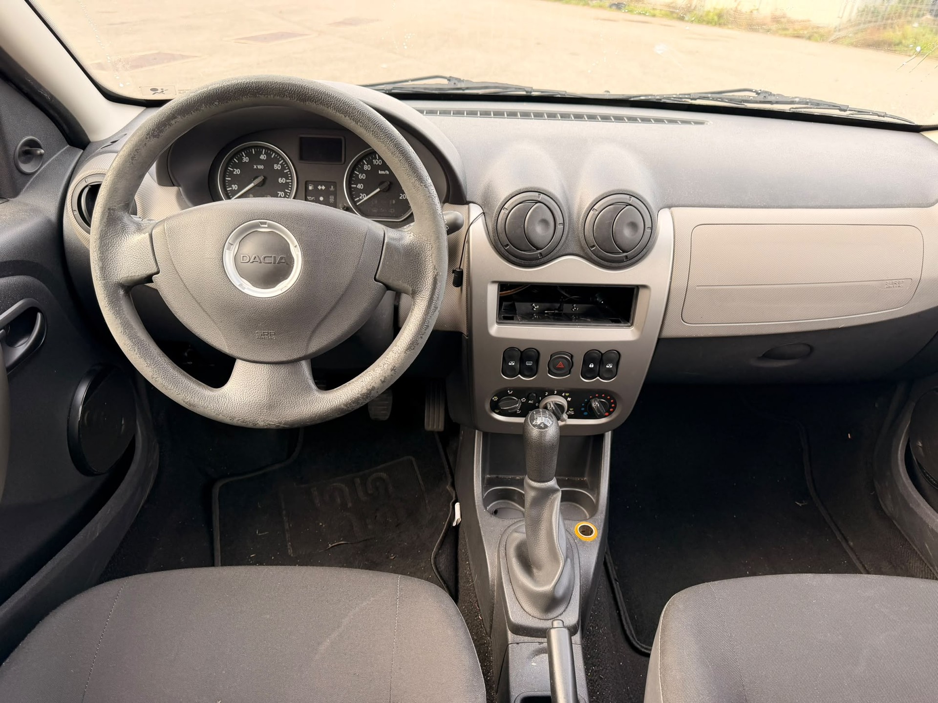 DACIA Sandero 1.2 Ambiance-image-6