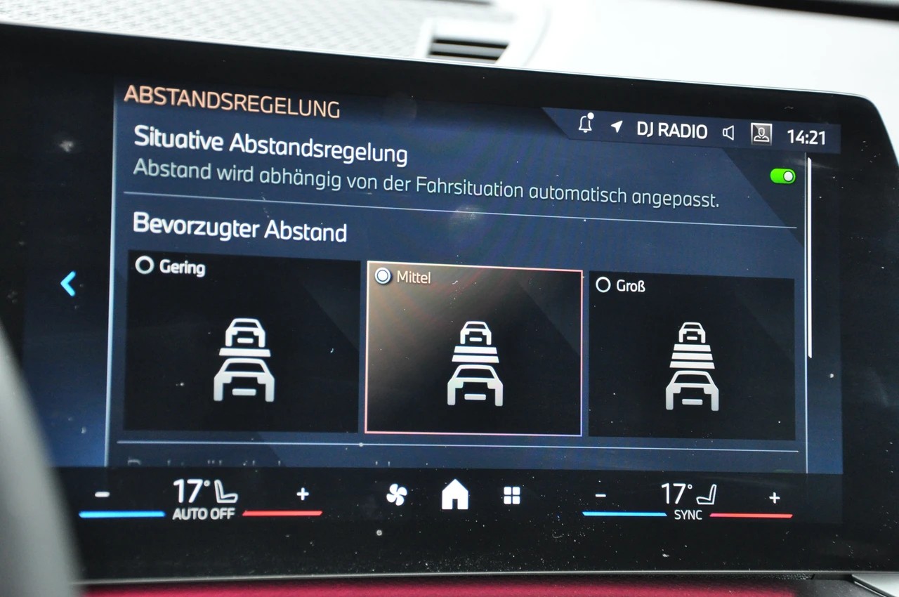 BMW X1 xDrive 23i 48V M Sport Pro-image-17