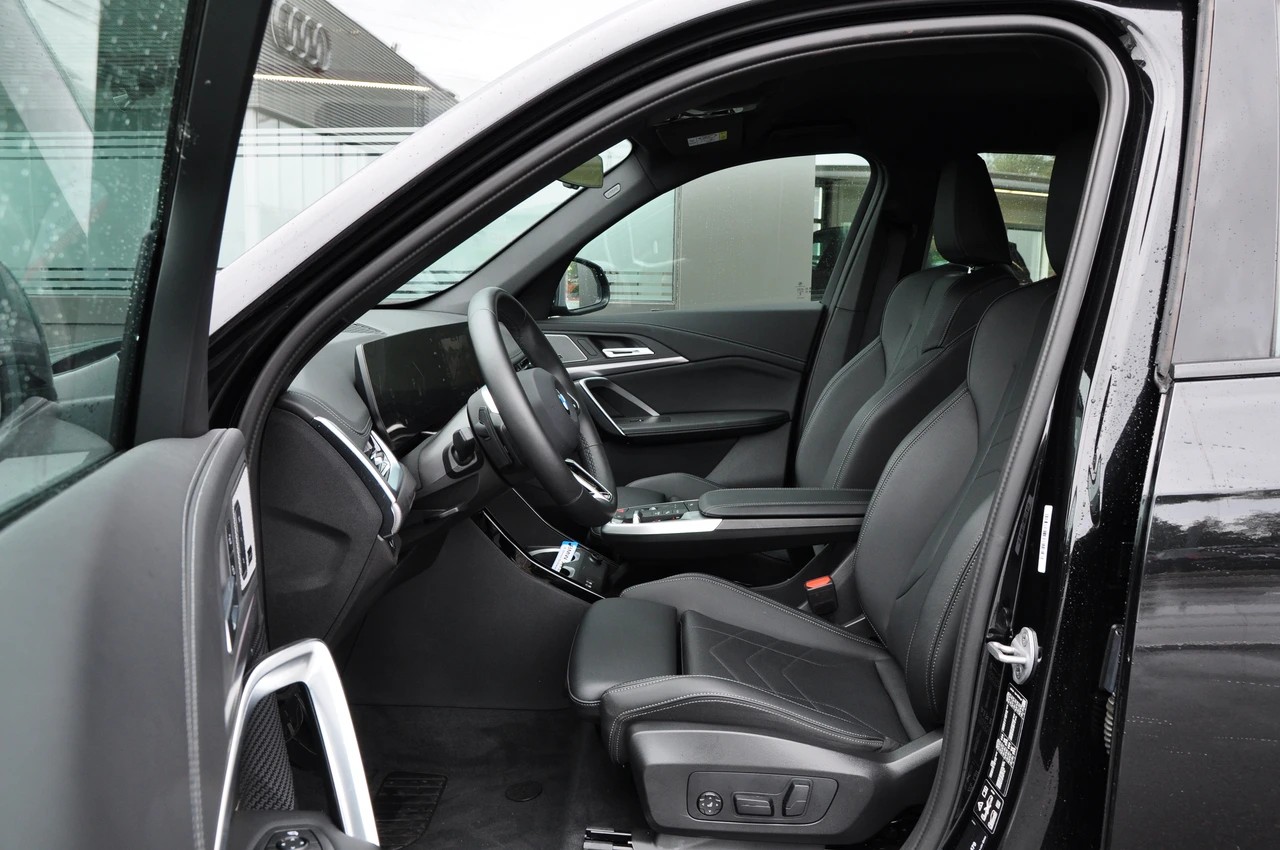 BMW X1 xDrive 23i 48V M Sport Pro-image-14