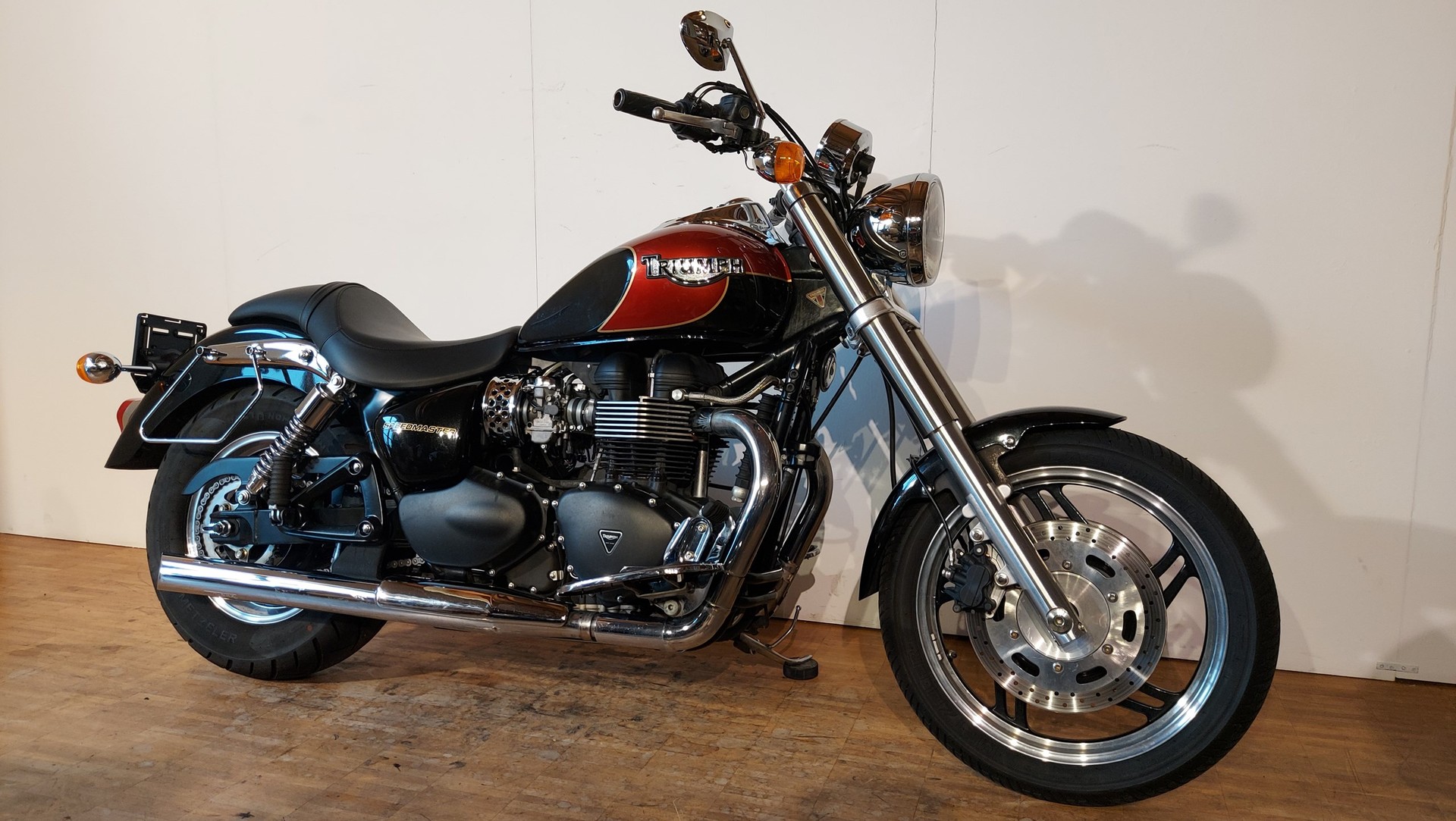 TRIUMPH Speedmaster 900-showroom-element-2