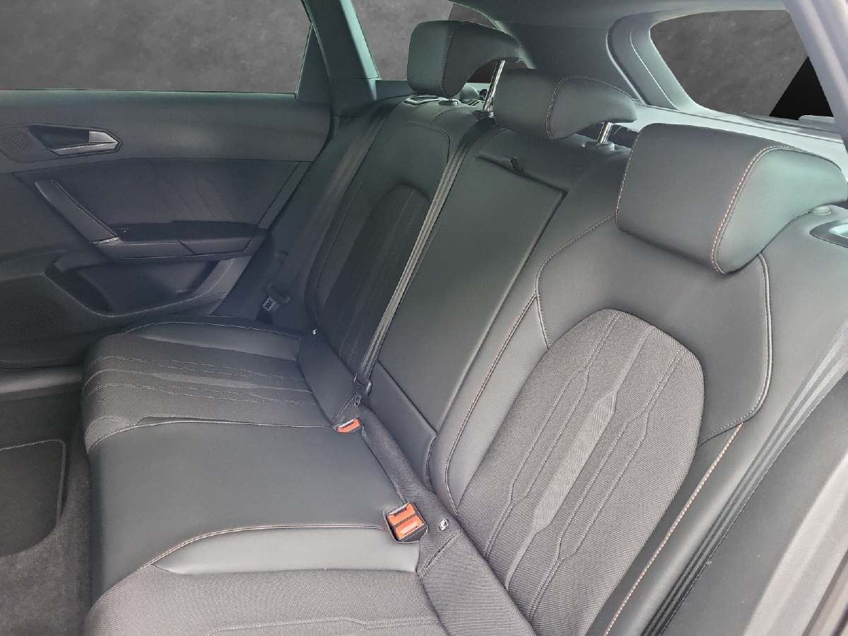CUPRA Leon ST 1.4 eHybrid DSG Inicio-image-10