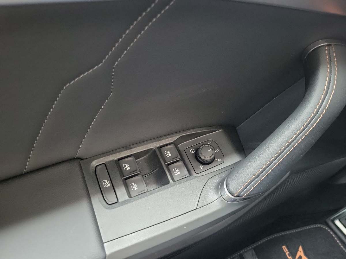 CUPRA Leon ST 1.4 eHybrid DSG Inicio-image-9