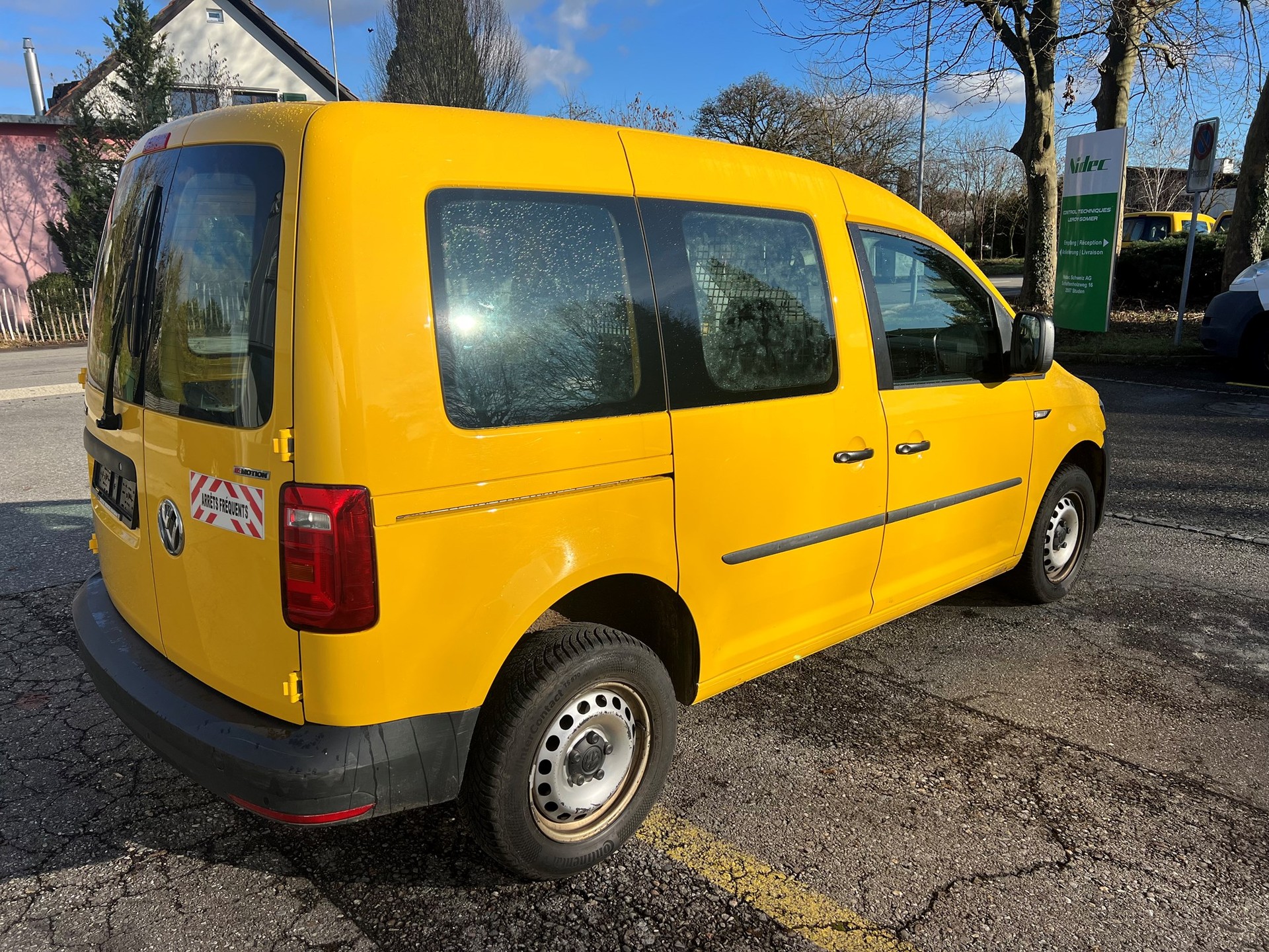 VW CADDY 2.0D 4 MOTION-image-2