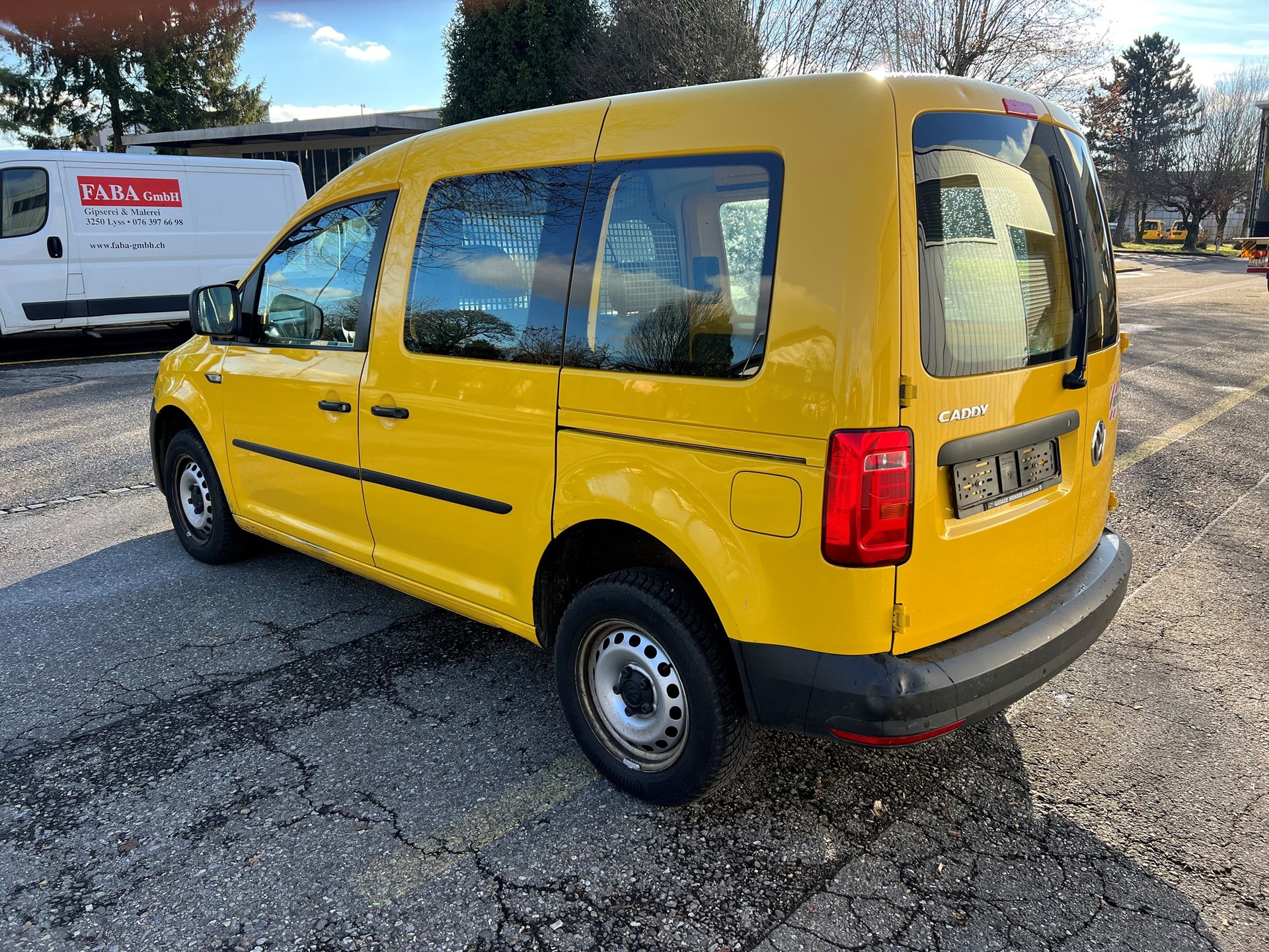 VW CADDY 2.0D 4 MOTION-image-3