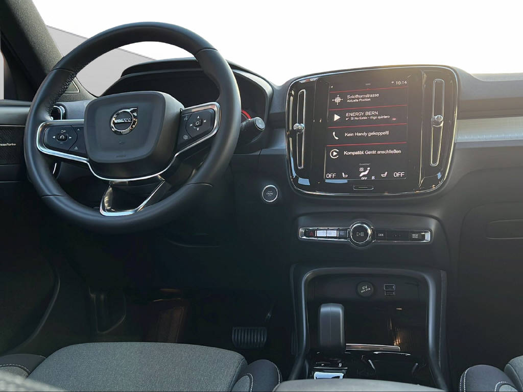 VOLVO XC40 1.5 T4 PiH Plus Dark-image-7