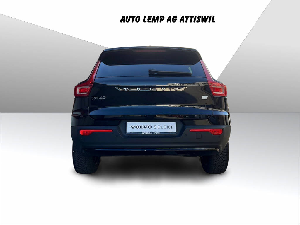 VOLVO XC40 1.5 T4 PiH Plus Dark-image-4