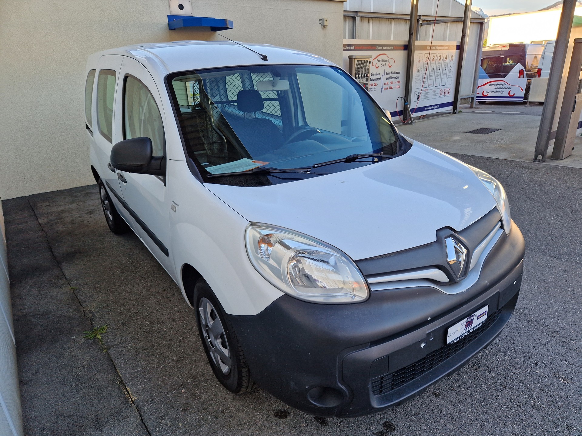 RENAULT KANGOO Expr. 1.2 TCe 115 Access S/S-image-4